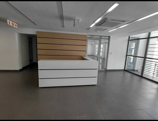 120M² OFFICE TO LET IN BRYANSTON
